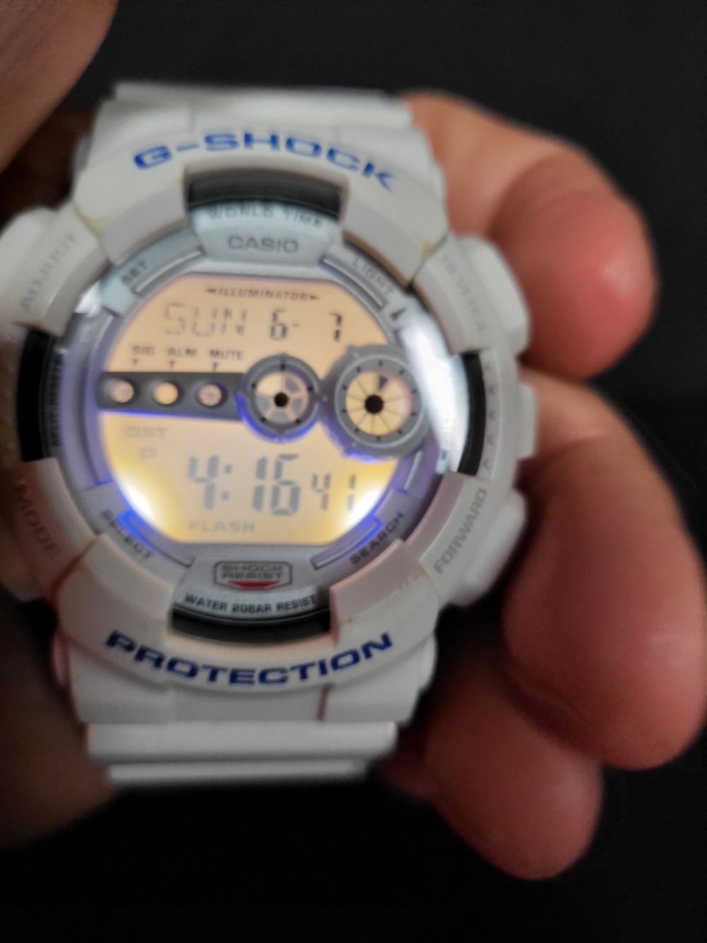 Casio G-Shock GD-100SC White Digital Watch with Yellow Dial - Picture 7 of 8